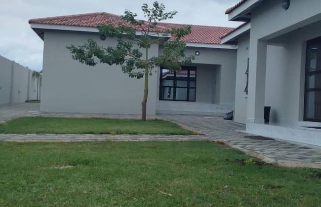 Luxury 3 Bedroom Self Catering Apartment- Masvingo - Foto 25