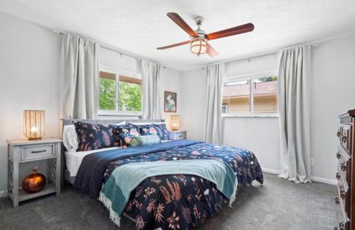 Spacious and Luxury Designed Ranch with Game Room - Foto 42