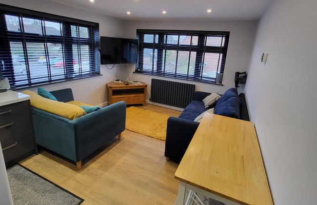 Town Centre Modern 1 Bed Self-contained Apartment - Foto 5