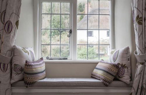 Three Little Pigs Luxury Cottage - Photo 44