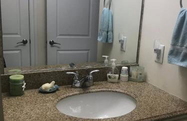 Ocean Front condo in the heart of Hampton Beach - Foto 16