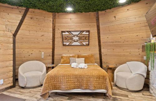 TeePee at Paradise Point with a hot tub fire pit & grill - Foto 14