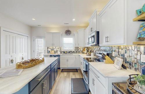 Charming 3BR home with Elevator, Wifi, Full Kitchen, and 1 block from the Beach - Foto 13