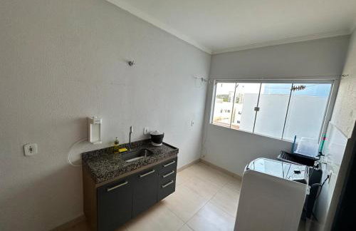 Apto próx Hospital Regional até 6 pessoas com garagem e wifi - Photo 7