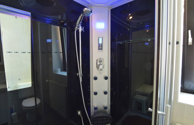 Lovely Modern Apartment, Near the Mosel, Shops and Restaurants - Foto 17