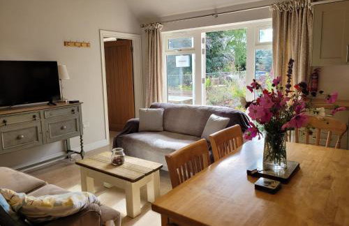 Bay Tree Cottage Accommodation - Photo 12