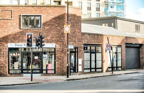 2 bedroom apartment with large rooms and Wi-Fi - Photo 5