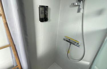 Studio Cosy à Lorient - Spacieux et Lumineux - Foto 5