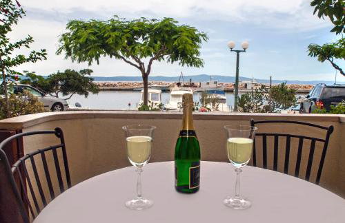 Apartmani Ines - Photo 8