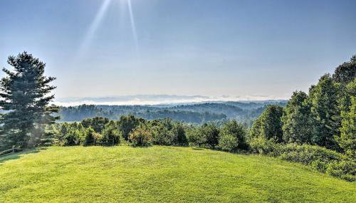 Spacious Group Retreat with Game Room in Marshall! - Foto 3