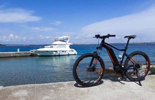 Luxury Apartment with Private Heated Pool - Foto 48