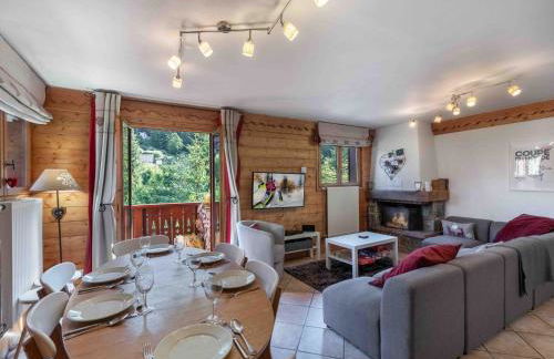 Appartement spacieux proche pistes avec piscine et parking - FR-1-566-71 - Foto 1