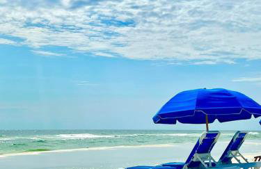 Beach access close to Walmart, Bowling,skating and Game room - Photo 1