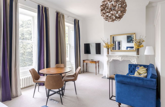 4 Berkeley Sq - YourApartment - Foto 39