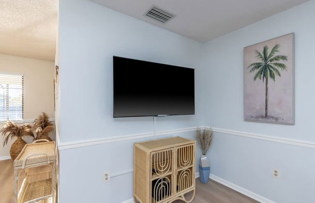 Fun Family-friendly Modern Beach Home With Pool - Photo 24