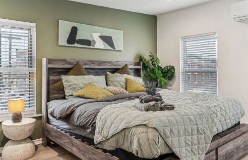 Luxurious couples suite KING BED, romantic, central, wifi - Foto 8