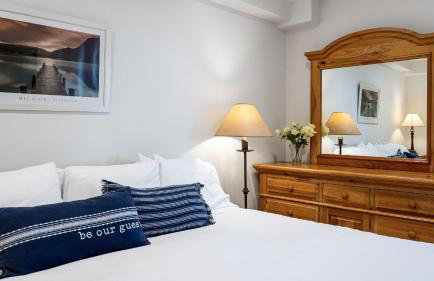 Walk to Beach Pool Hot Tub Private Patio Parking Seabreeze Retreat - Foto 18