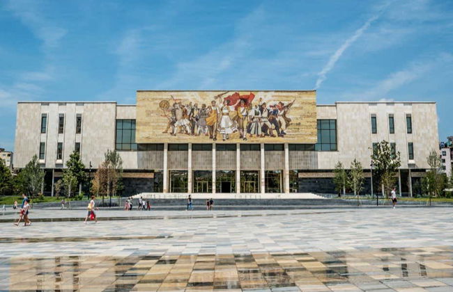 Visite dans la Tirana communiste - Photo 3