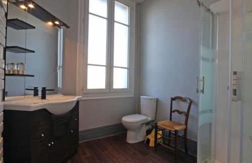 Maison de maître 19ème siècle avec grand parc et 5 chambres, tout inclus, à L'Aigle - FR-1-497-57 - Foto 10