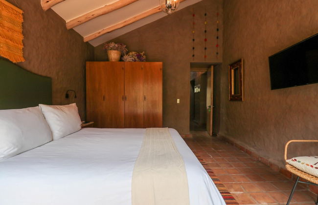 w Fabulous 3BR House in Villa Sagrado - Photo 33