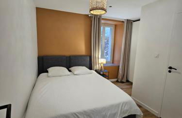 Appartements 4, 5 et 10 personnes rénovés en centre-ville - Foto 23