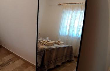 Glyfada's Family Apartment - Photo 29