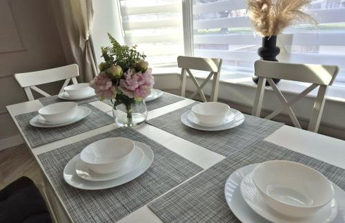 Spotless 2BR Flat with Parking, Garden, Wifi, Netflix, Sleeps 6 - Foto 6