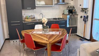 Black and White - Foto 4