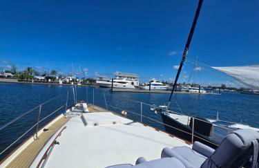 43' Classic Trawler 5 Star Resort Pools, Views, Dining Free Shuttle to Downtown - Photo 8