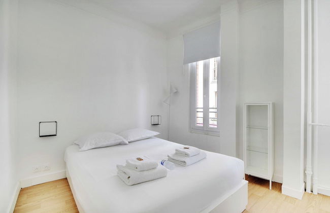 Cozy Apartment 2bdr/5p - in the Heart of Suresnes - Foto 4