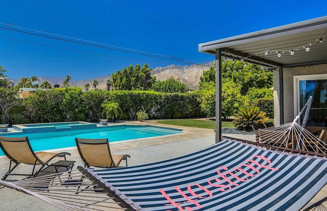 Relax at the 3BR Tranquil Oasis in Palm Springs - Foto 21