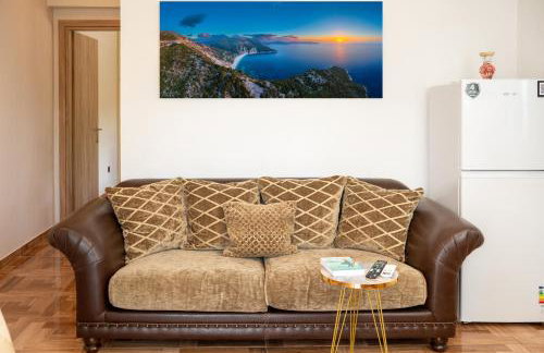 JASMINE - ONE BEDROOM APART WITH BALCONY - Photo 3