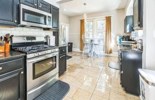 Massive 6 bedroom home with a Pool - Foto 12