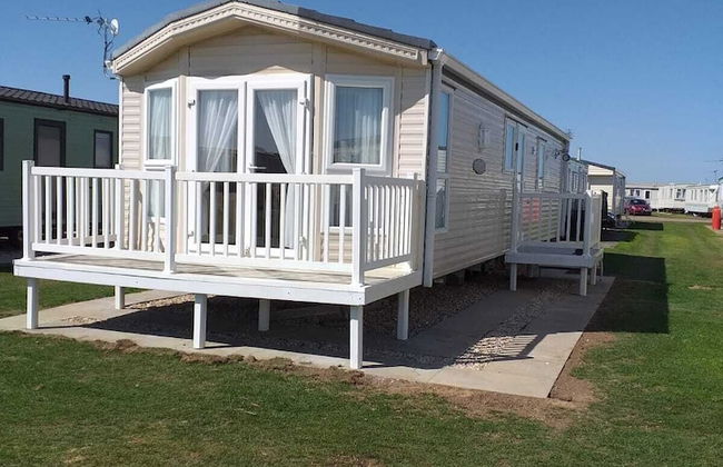 Captivating 2-bed 6 Berth Caravan in Ingoldmells - Foto 15