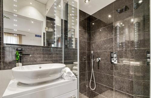 4 Bedroom House in Chiswick- Elegance & Serenity - Foto 33