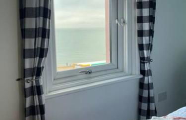 "The Parlour" Seafront Apartment - Foto 3