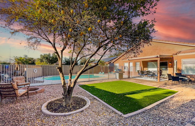 Kimberly Surprise - Photo 25