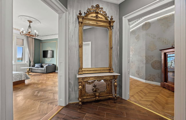 Villa Muenz Luxurious Residence - Photo 24