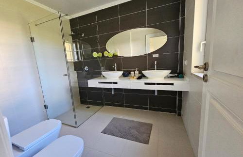 Charming Villa Jarros Private pool & Golf - Foto 44