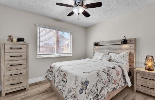 Strip-side Villa Pool, Mini Golf, Casino games - Foto 25