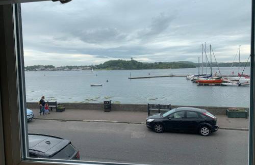 Portaferry Waterfront Townhouse with Hot Tub - Foto 21