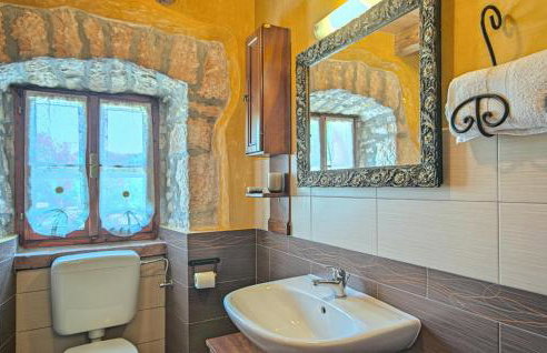 2 Bedroom Beautiful Home In Labin - Foto 34