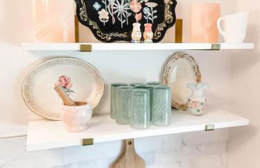 Adorable 1BR Apt. w KING bed 1 m. to square - Foto 29