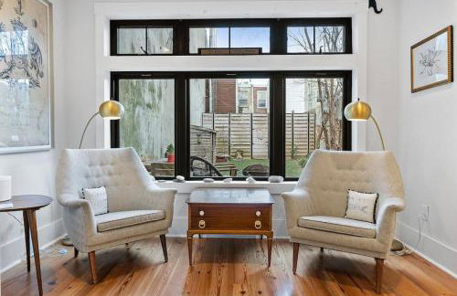 Designer 3 BR Townhome with Beautiful Backyard - Foto 11