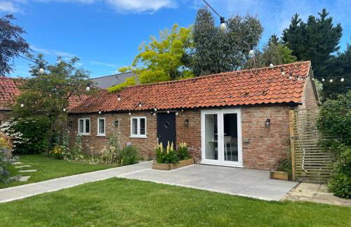 The Old Stable, Rustic Charm Modern Comforts - Foto 16