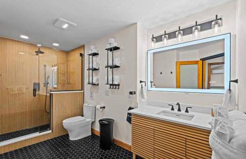 Pool Arcade Mtn Views Lake George Home Retreat WFH - Foto 39