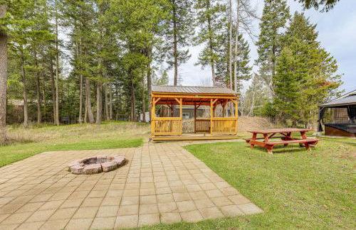 Columbia Falls Private Retreat Pool Table and Deck! - Foto 30