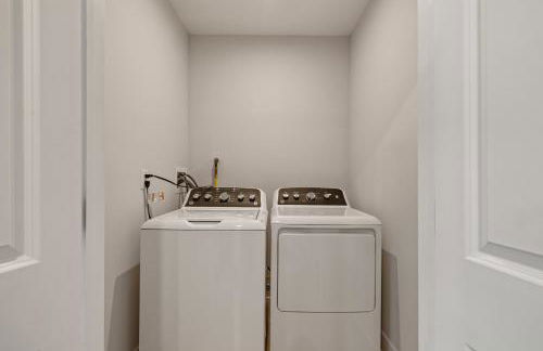 Free Parkng 2br 2ba 2 King beds EWR 15min - Foto 34