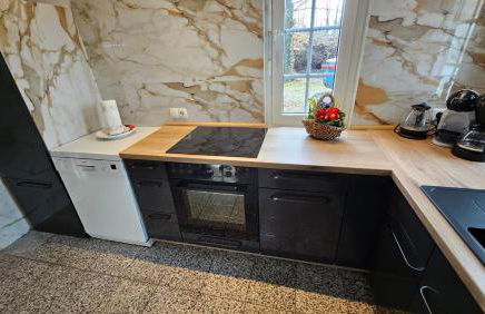 Behagliches Haus mit Kamin und Wärmepumpe - Foto 3