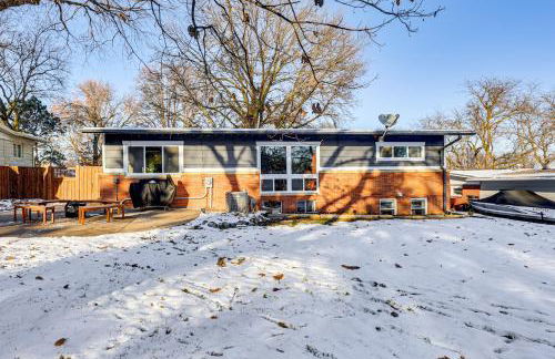 Spacious and Family Friendly! Lincoln Home Near Dtwn - Foto 26